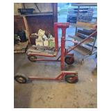 Bob Kerrï¿½s Outboard Motor Hoist