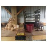 Lot with Decorative Items and Blinds