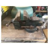 Cast Iron Bench Vise, 3.5-Inch Jaw