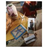 Decorative Lot with Figurine & Stars