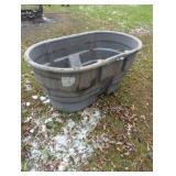 Rubbermaid 100 Gallon Stock Tank