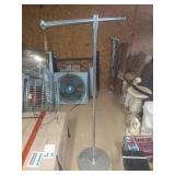 Metal Display Rack With Base