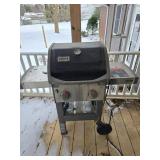 Weber Spirit Gas Grill with Side Table