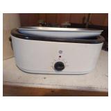 GE Electric Roaster Oven in White