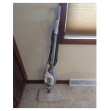 Shark Lift-Away Steam Mop