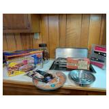 Kitchen Baking Items Lot