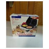 Sunbeam 4805 Pie Maker in Box