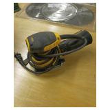 DEWALT DWE6411 Palm Sander