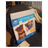 Animal Planet Car Booster Seat