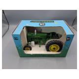 John Deere 1/16 Scale Diecast Tractor