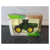 John Deere 1/32 Scale Battery Tractor