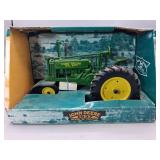 Ertl John Deere Model B Tractor 1/16