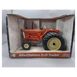 Allis-Chalmers D-21 Tractor Model