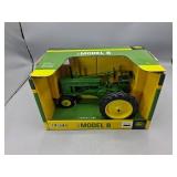 Ertl John Deere 1947 Model B Tractor