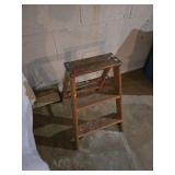 Wooden Folding Step Ladder