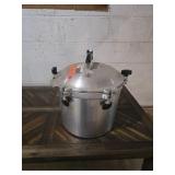 All American Model 921 Pressure Cooker