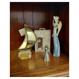Decorative Figurines