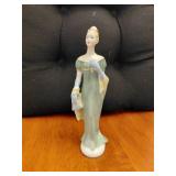 Royal Doulton Figurine Lorna HN2311