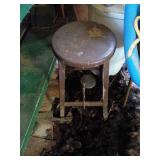 Metal Stool with Circular Seat