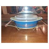 Pyrex Oval Casserole Dish with Cradle