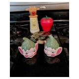 Decorative Collectibles Set