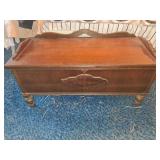 Lane Cedar Chest With Detached Leg