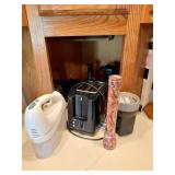 Kitchen Appliances and Accessories Lot