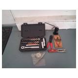 Toolkit Including Ratchet Set
