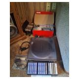Aiwa Turntable With Accessories