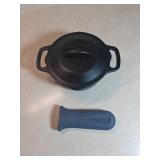 Lodge Cast Iron Pan with Lid