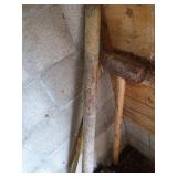 Heavy-Duty Sledge and Pipe