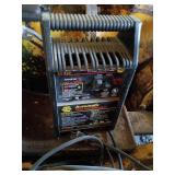 NAPA 12V Automatic Starter/Charger