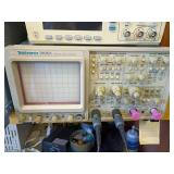 Tektronix 2465A 350MHz Oscilloscope