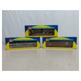 3 Athearn HO Scale Boxcars in Boxes