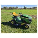 John Deere D110 Mower