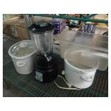 Hamilton Beach Blender With Two Crock Pots