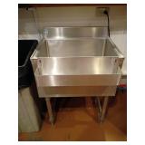 Stainless Steel Ice Bin With Speed Rail, 24x19x31
