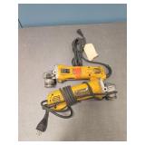 DeWalt D28113 4-1/2' Angle Grinders, Pair