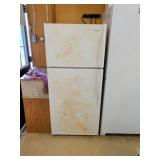 Whirlpool Top-Freezer Refrigerator 14 Cu Ft, 5ft T