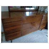 American of Martinsville Dresser with Mirror