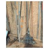 Garden Hand Tools Lot