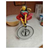 Way-Rite Household Scale With Handmade Bee