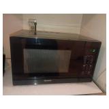 Kenmore Black Countertop Microwave Oven