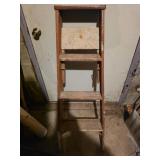 Stice 4 Ft Wood Step Ladder Model MDB4