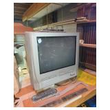 Magnavox TV/VCR Combo Model CCZ194AT17