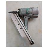 Hitachi NR83AA 3-1/4' Pneumatic Strip Nailer