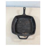 Lodge Cast Iron Square Grill Pan USA