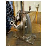 Cast Iron Adjustable Toolmaker's Sine Vise