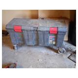 Rubbermaid 35' Tool Chest With Assorted Tools