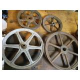 4 Cast Iron Pulley Wheels, Assorted Sizes
